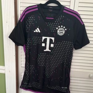 Bayern Munich 23-24 away jersey adidas